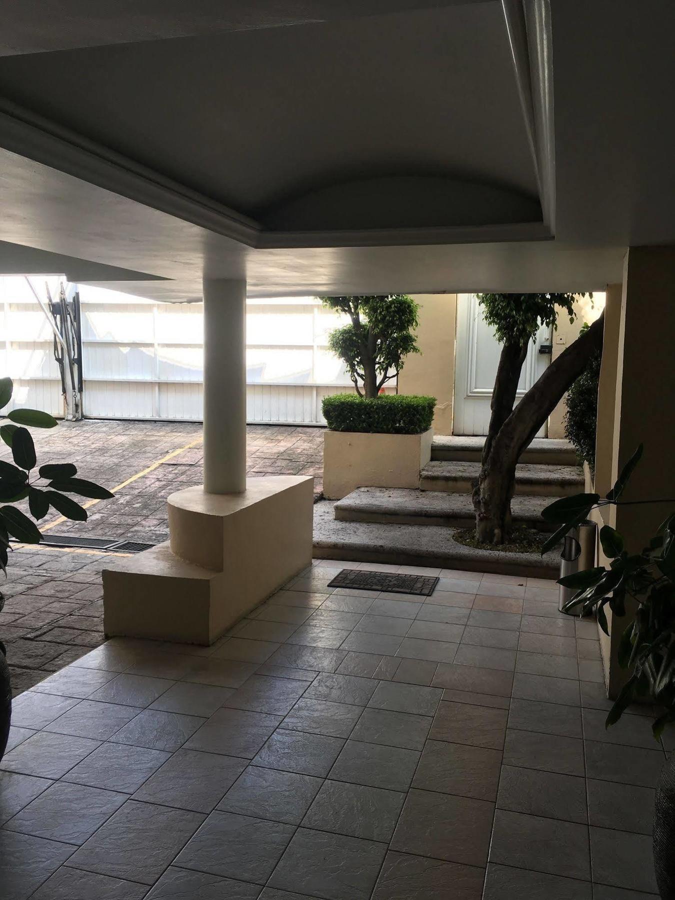 Grupo Kings Suites - Bosques De Duraznos 78 Mexiko-Stadt Exterior foto